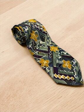 Vintage Ungaro 100% Silk Tie Made In Italy